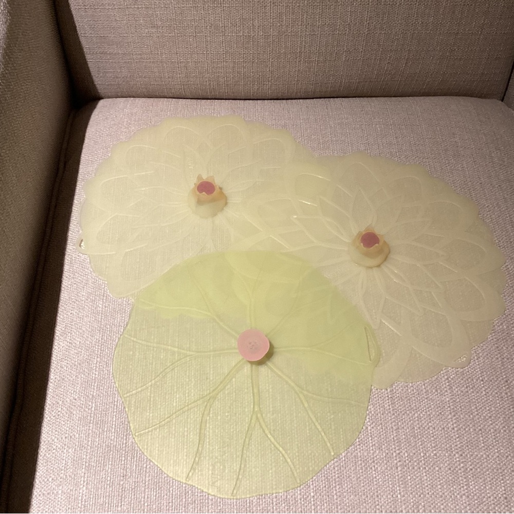 Charles Viancin Silicone Lid Cover Food Storage Dahlia & Lilly Pad